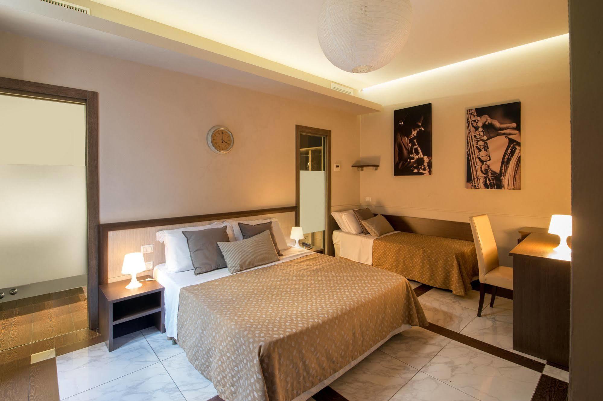 Corso Grand Suite Рим Екстер'єр фото