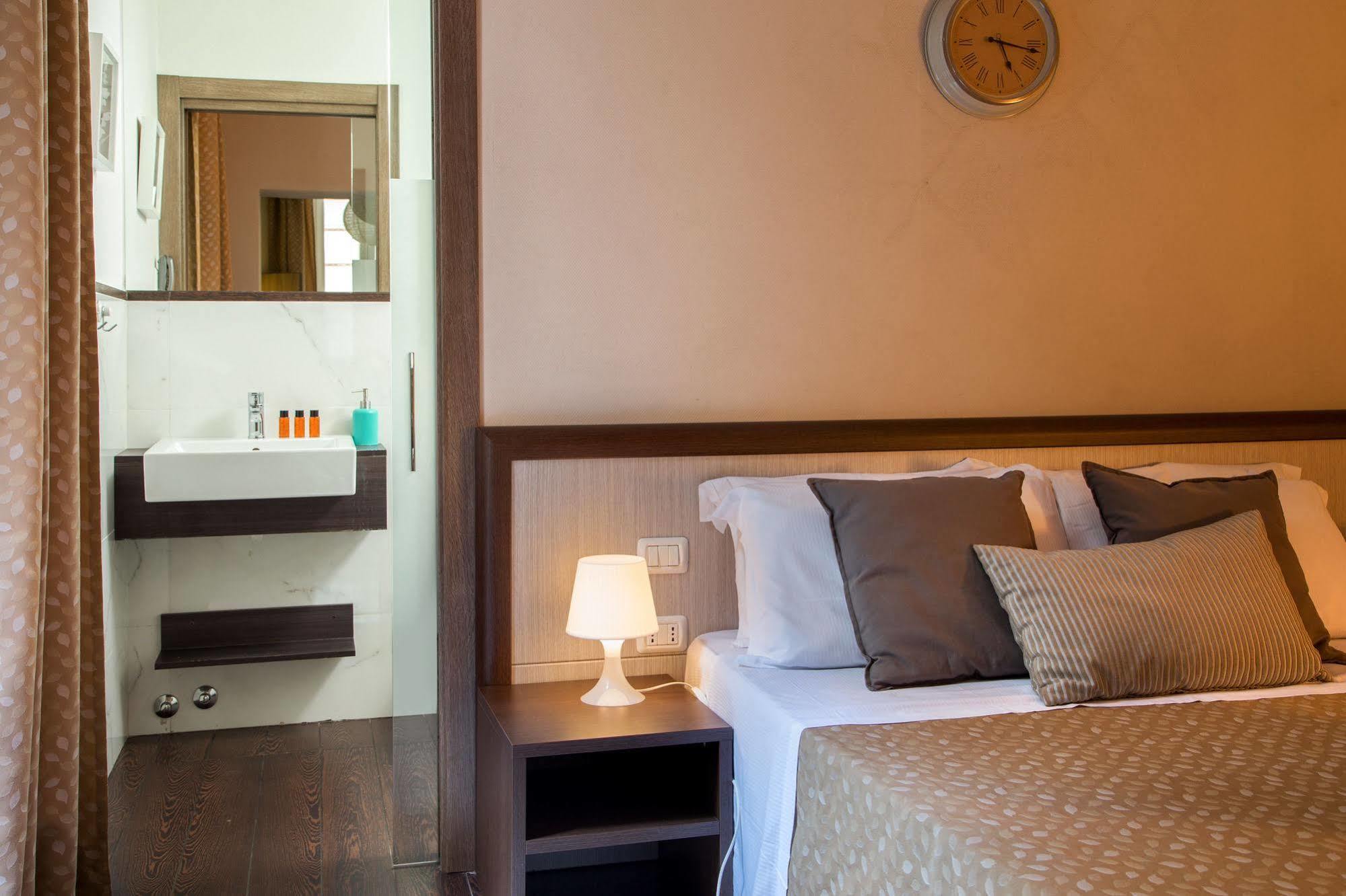 Corso Grand Suite Рим Екстер'єр фото